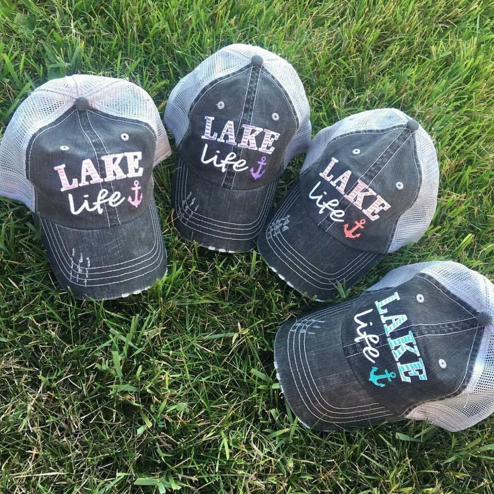 Hats and clothing { I’m on lake time } Black • S - 3XL • Tank tops